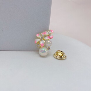 Cherry Blossom Spring Brooch, Beautiful and Light Luxury Floral Cluster, Colorful Beads, Professional Attire Accessory, Anti-Exposure Pin, Cuff Pin, Collar Pin