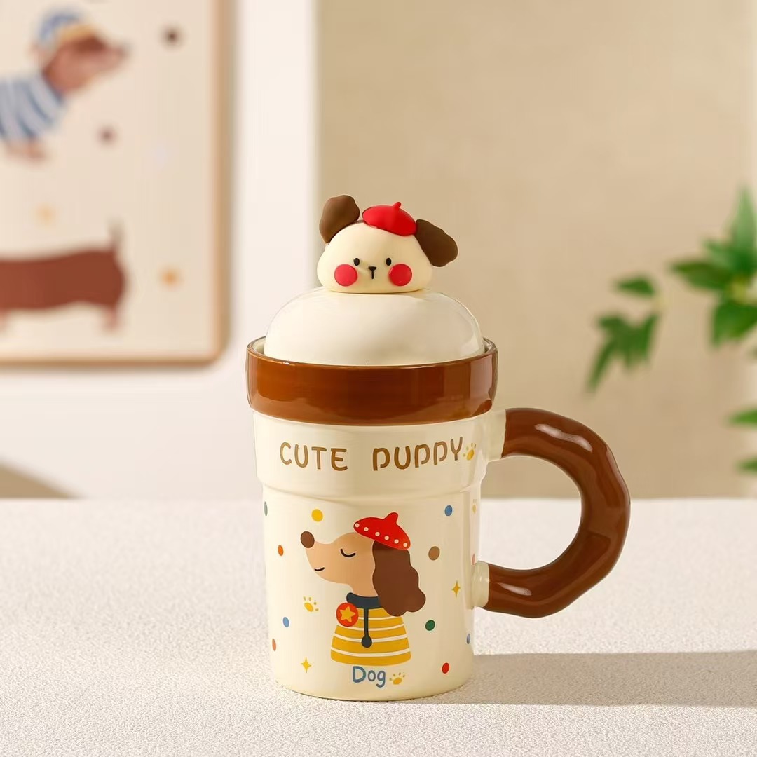 Taza de dibujos animados creativos Taza de cerámica con tapa Taza de agua de pareja para niñas Regalos de mano Taza de marca de alto valor Juego para el hogar