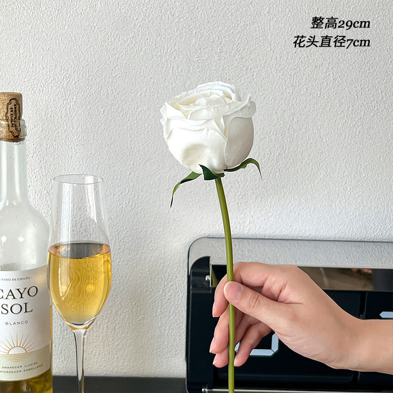 화이트 로스트 엣지 다이아몬드 장미 1개