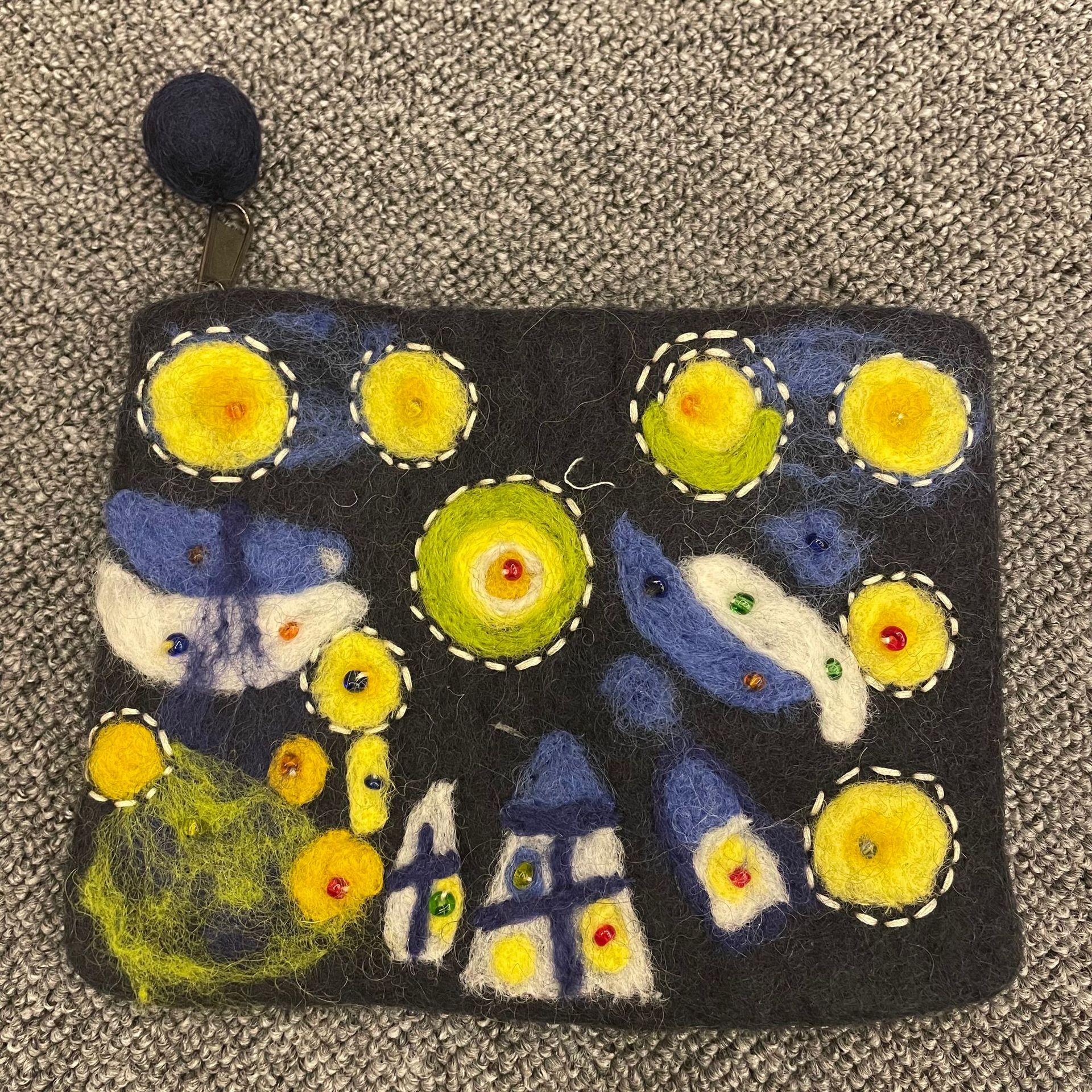 Unisex Cartoon Flower Wool Felt Zipper Wallets display picture 6