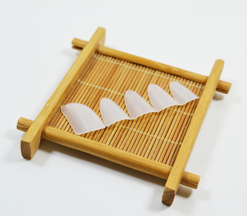 Manufacturer wholesale Liu Yuhong nylon pipa nails new professional playing nylon pipa nails