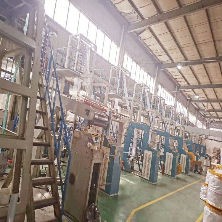 供应电脑数控热切凹凸自扣制袋机，凹凸扣夹链袋制袋机高效