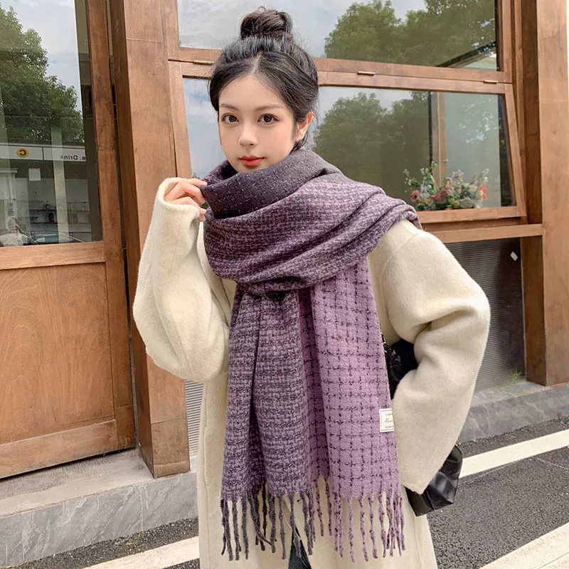 Atmospheric scarf, keep warm knitted demi-season cloak made of faux fur, Korean style