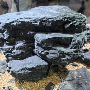 Natural Black Gold Canyon Stone Black Gold Stone Wild Mining Water Flow Black Stone Fish Tank Landscape Stone Native Creek Black Stone Stream Stone