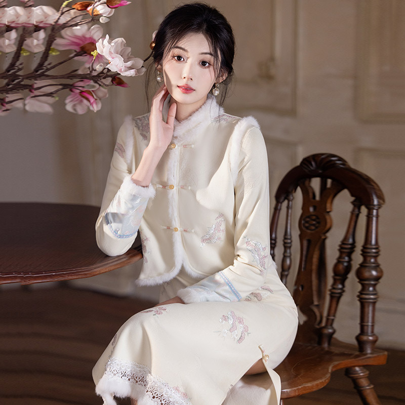 白色加绒国风苏州长袖改良旗袍冬季厚款女新中式马甲两件套秋冬装