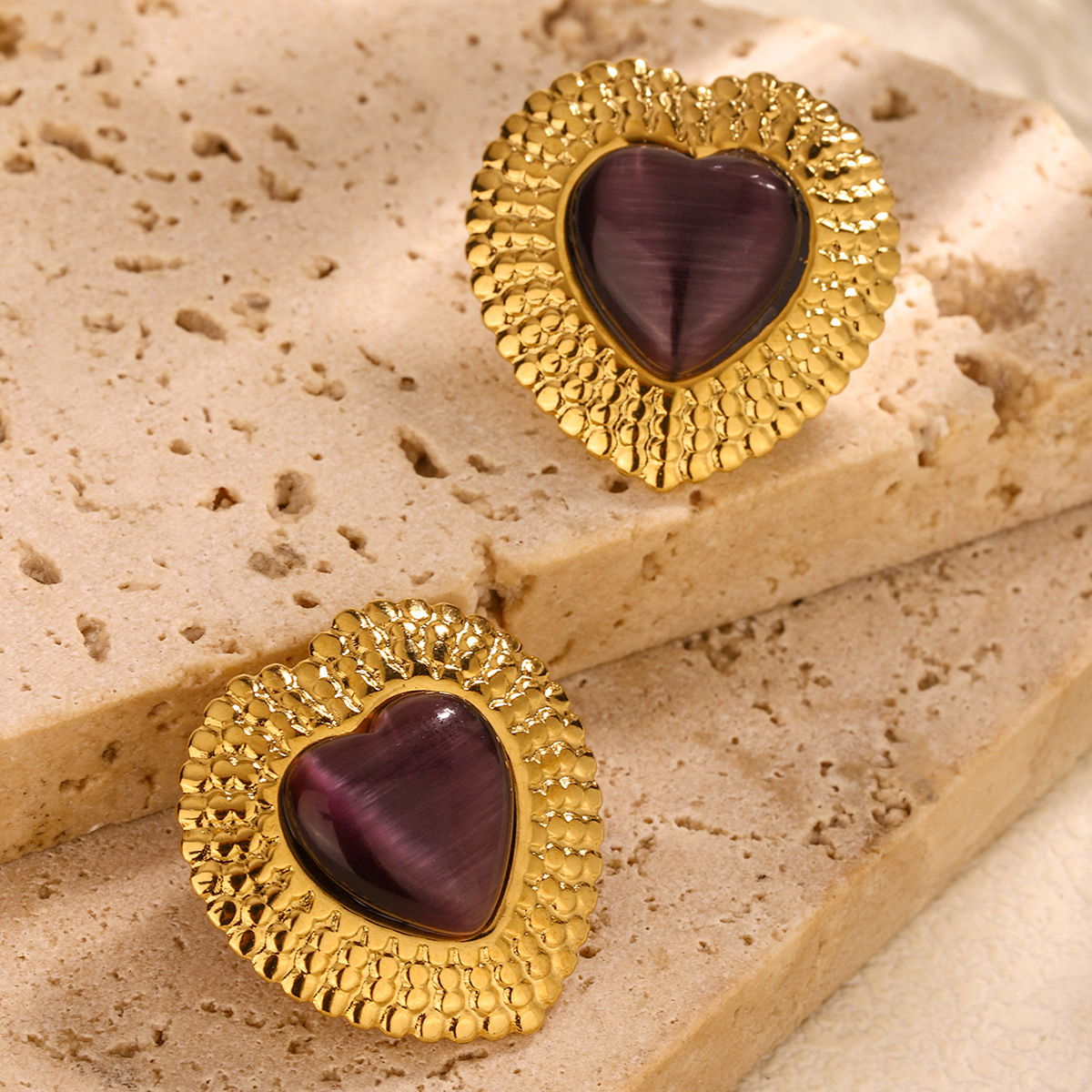 12g Weight 304 Stainless Steel Ear Needle Material Ear Studs Classification 1 Pair Quantity Casual, Shopping Occasion 304 Stainless Steel Material Heart Shape Pattern All Seasons Season Women's Gender Plating Design Vintage Style, French Style Style 1 Pair Vintage Style French Style Heart Shape Plating 304 Stainless Steel Ear Studs 5