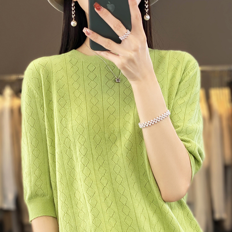 New round neck knitted short sleeve women's thin hollow diamond T-shirt summer new base shirt loose solid color top New round neck knitted short sleeve women's thin hollow diamond T-shirt summer new base shirt loose solid color top