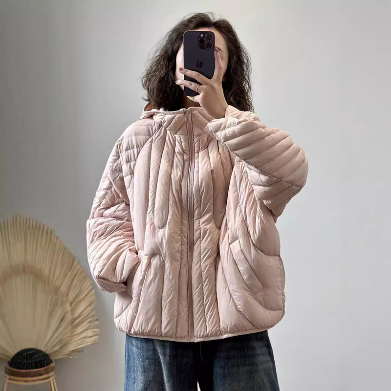 Cross-border Autumn and Winter New Down Jacket Women's Short Loose Hat Lightweight Soft Fashion 90 White Duck Down Jacket Trendy