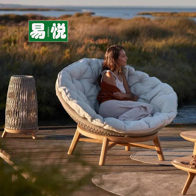 Terraza patio importación de teca muebles al aire libre red sofá sofá rojo nórdico villa casco de huevo sofá de caña
