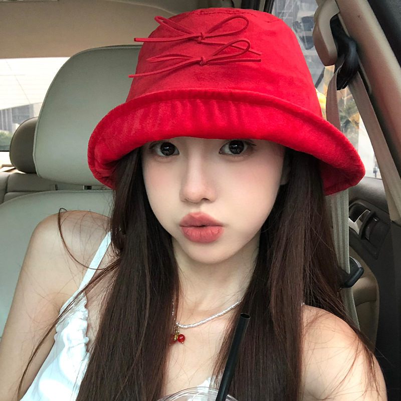 Corea del Sur retro botón rojo sombrero pescador mujer primavera y verano nicho de alta sensación de cara pequeña sombrero delgado sombrero de bañera