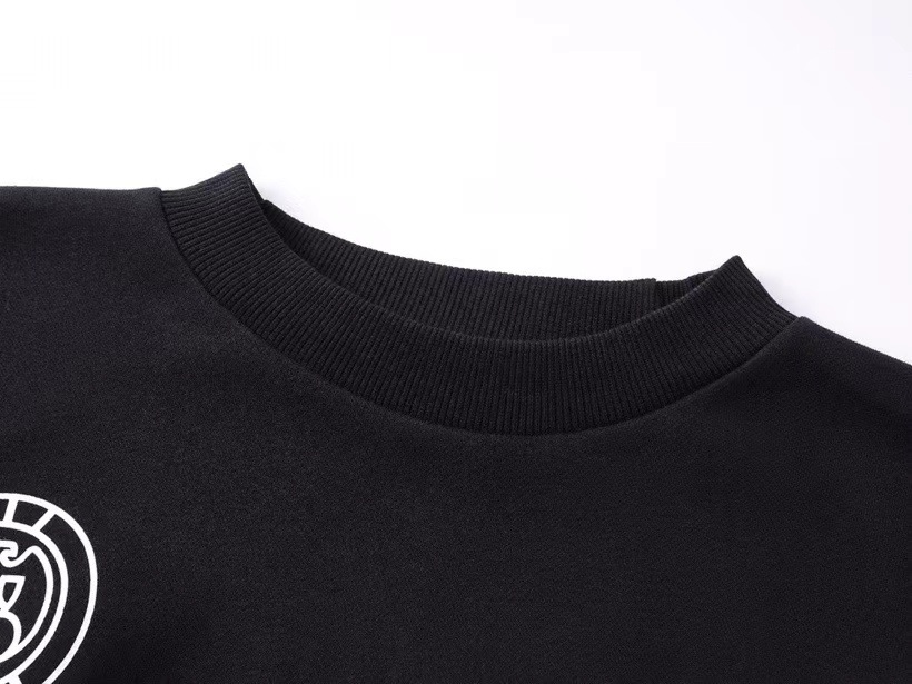 Kanye Shanghai Concert Peripheral Loose Shoulder No. 1 Printed Integrated Cut Crew Neck Sweater_viptrois.com
