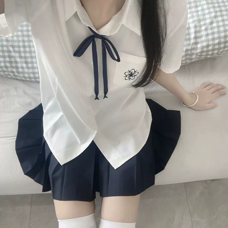 Сакураги Север с короткими рукавами плиссированная юбка jk рубашка японская белая синяя вышитая женская рубашка весенняя jk униформа