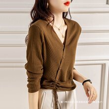 斜扣针织衫下摆抽绳设计上衣女长袖打底秋冬百搭新款洋气领毛衣