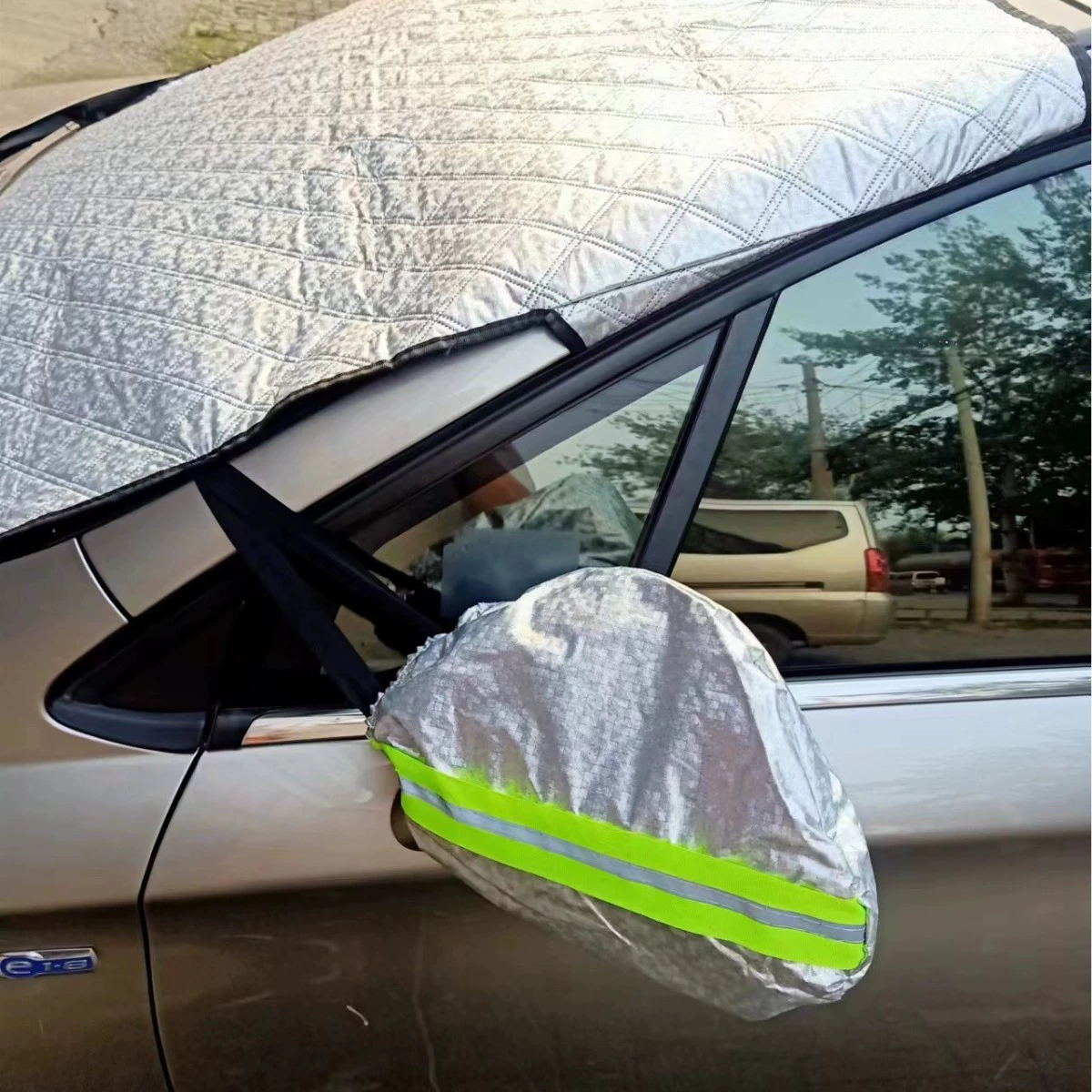 Прямые поставки с фабрики, зимнее противоморозное покрытие, зеркало заднего вида, большая крышка для ушей, уникальный дизайн, полупокрытие, автомобильный чехол, четыре сезона, универсальный