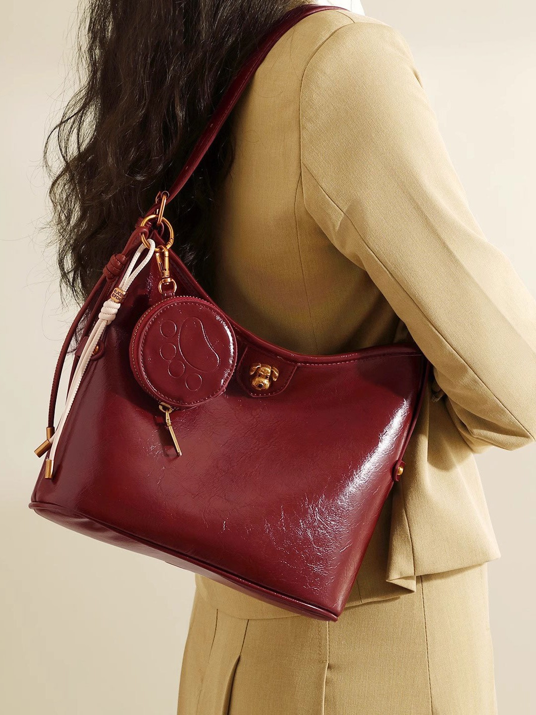 Diseño de nicho 2025 nuevo bolso de mensajero de un solo hombro de moda de moda para mujer