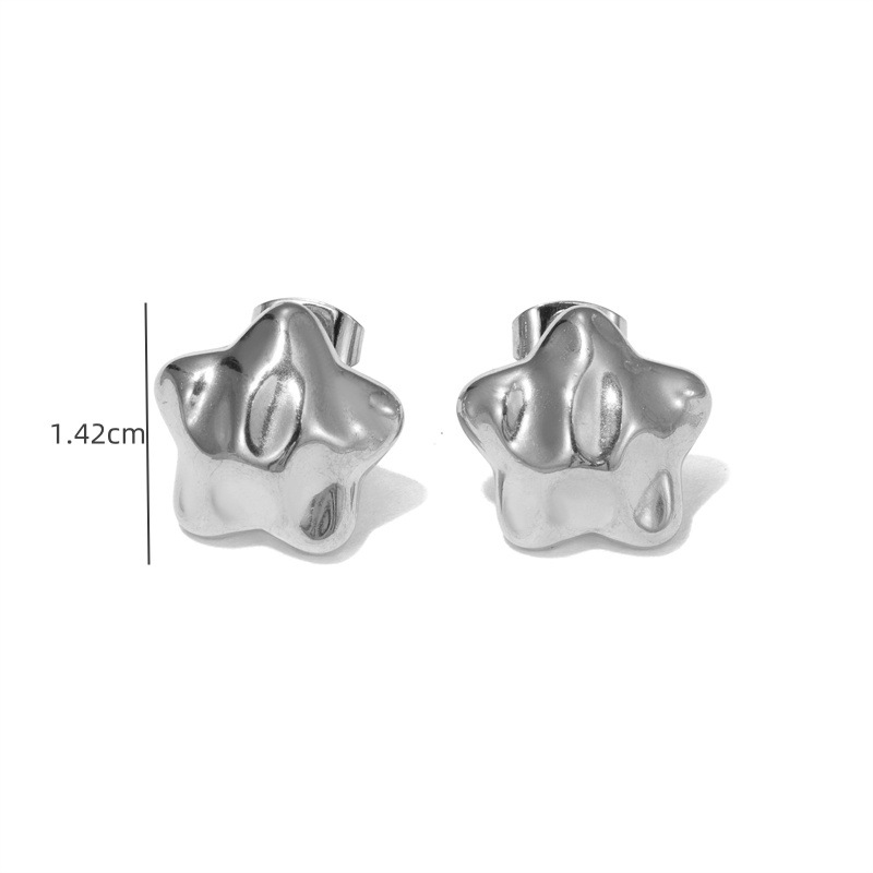 8g Weight 304 Stainless Steel Ear Needle Material Ear Studs Classification 1 Pair Quantity Holiday, Travel, Selfie Occasion 304 Stainless Steel Material Heart Shape, Flower Pattern Women's Gender Plating Design Elegant, Simple Style, Streetwear Style 1 Pair Elegant Simple Style Streetwear Heart Shape Flower Plating 304 Stainless Steel Ear Studs 4