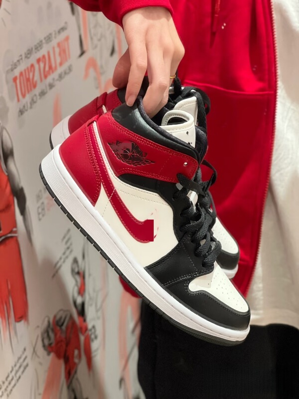 Putian Shoes Aj1 Basketball Shoes Mid-Top Practical Women's Shoes Jordan 1 Lakers Purple Gold Smoke Gray Ice Blue Men's Shoes Original Sports Shoes