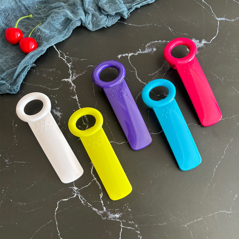 Cross-border Explosion Multi-function Can Opener Canned Beer Bottle Opener Soda Snap Beer Opener ABS Bottle Opener