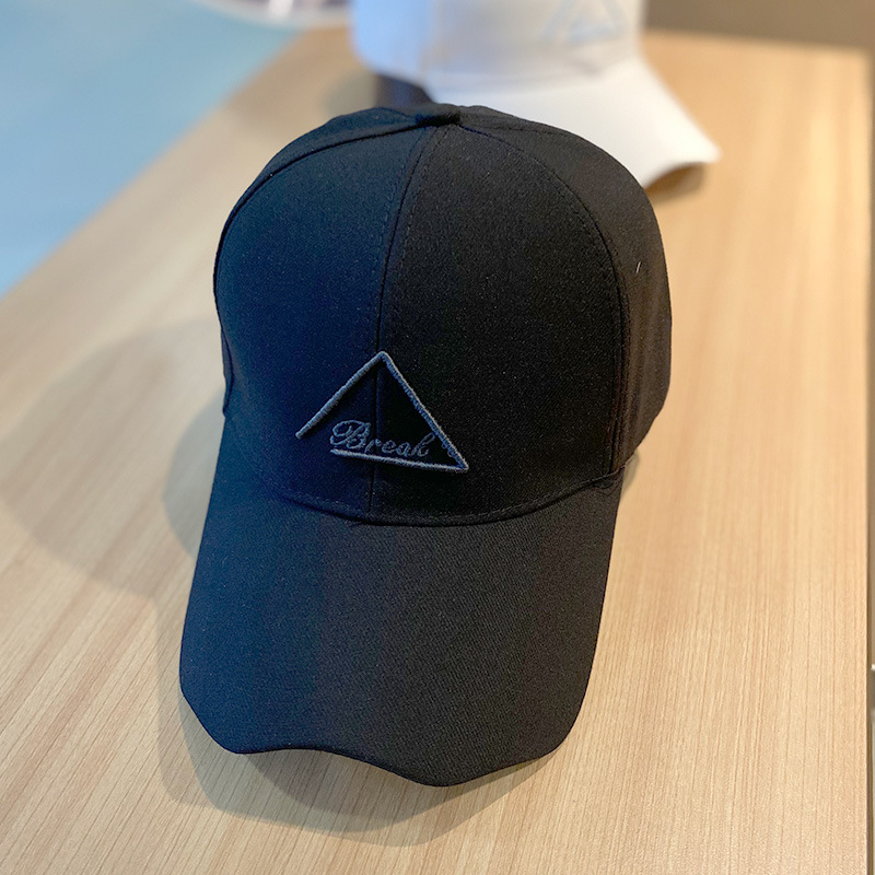 Gorra de béisbol con bordado de triángulo-Negro