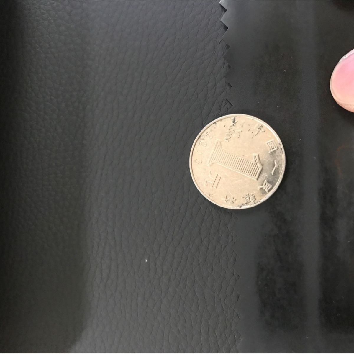 字纹1.0mm拉毛底半pu箱包手袋革 无布D90纹黑色荔枝纹