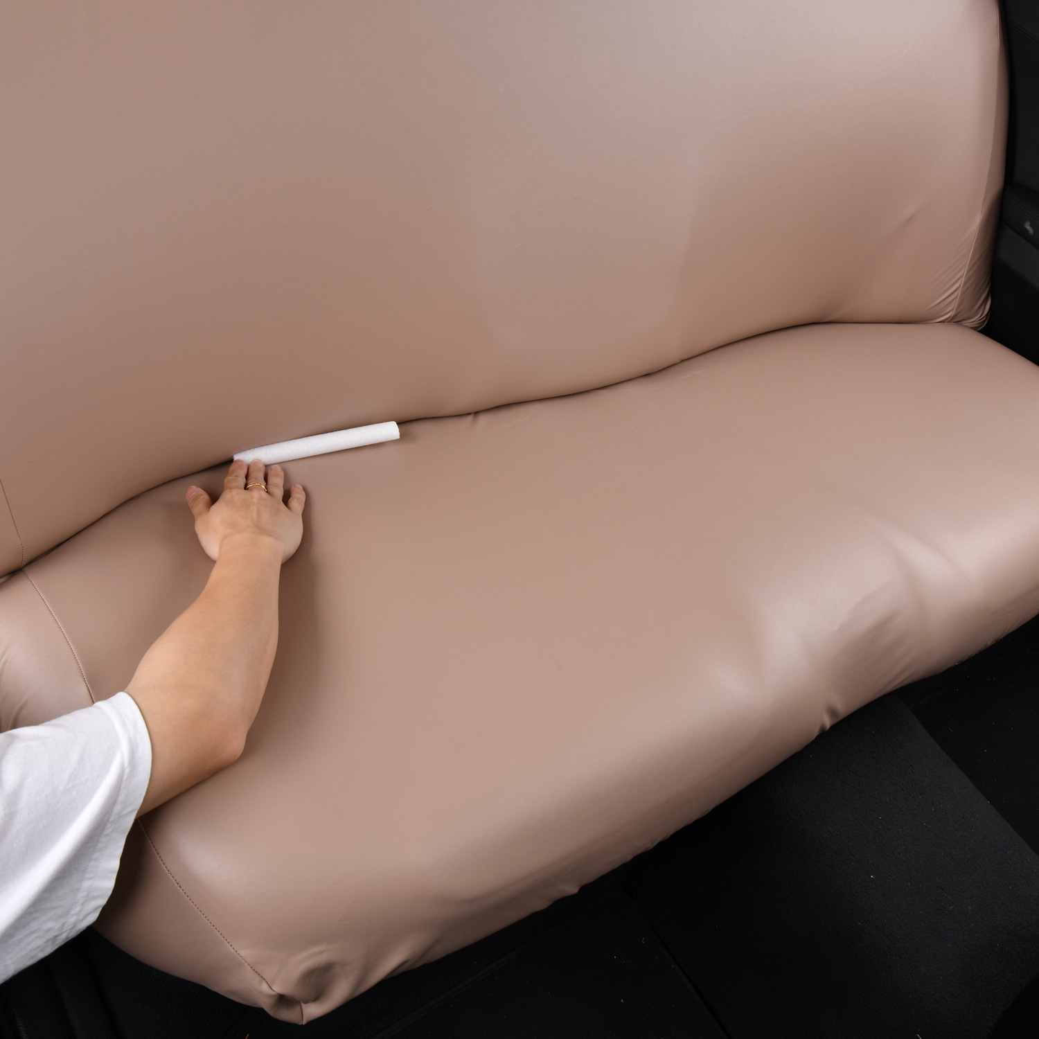 Pu Car Seat Cushion Cover, Elastic Universal Leather Rear Seat Three-Person Integrated Seat Cushion and Backrest Cover, Dustproof and Waterproof