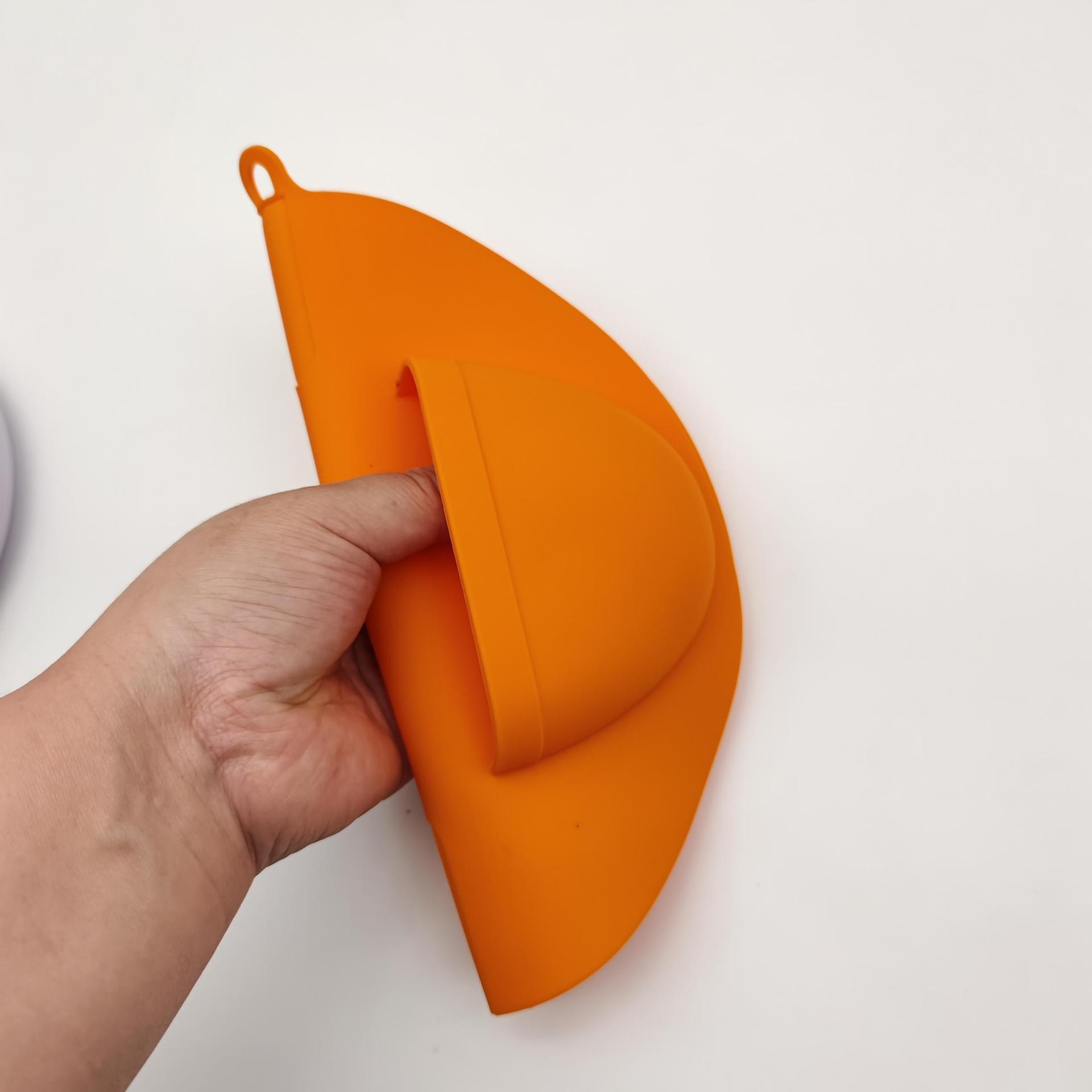 Amazon Heat resistant barbecue gloves outdoor heat protection barbecue gloves silicone in stock