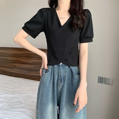 Designer V-neck Crossed Strap Top for Summer with Unique and Slender Fit