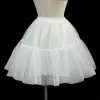One-size-fits-all three-layer 40cm bustle