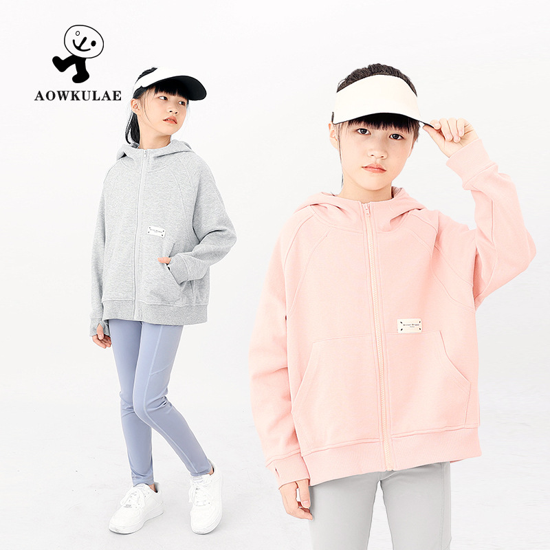 秋冬季韩版童装新款女童运动外套 大童连帽贴标上衣女孩拉链外套