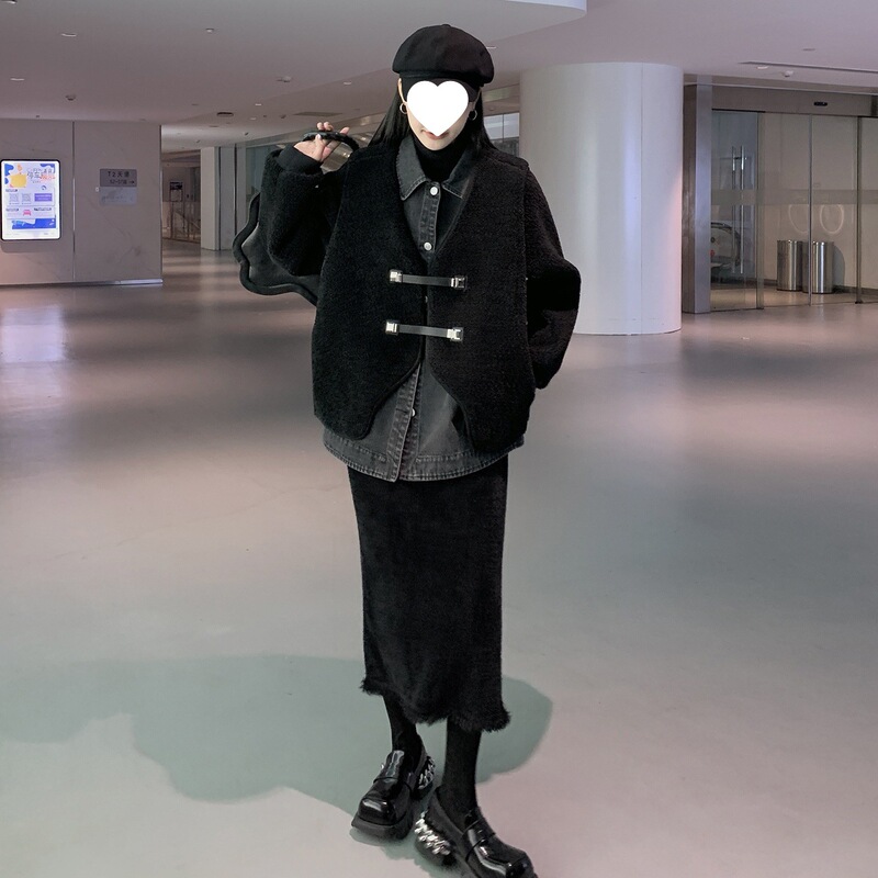 2025秋冬新款设计感宽松羊羔拼袖衬衫外套+仿羊羔马甲两件套套装|undefined
