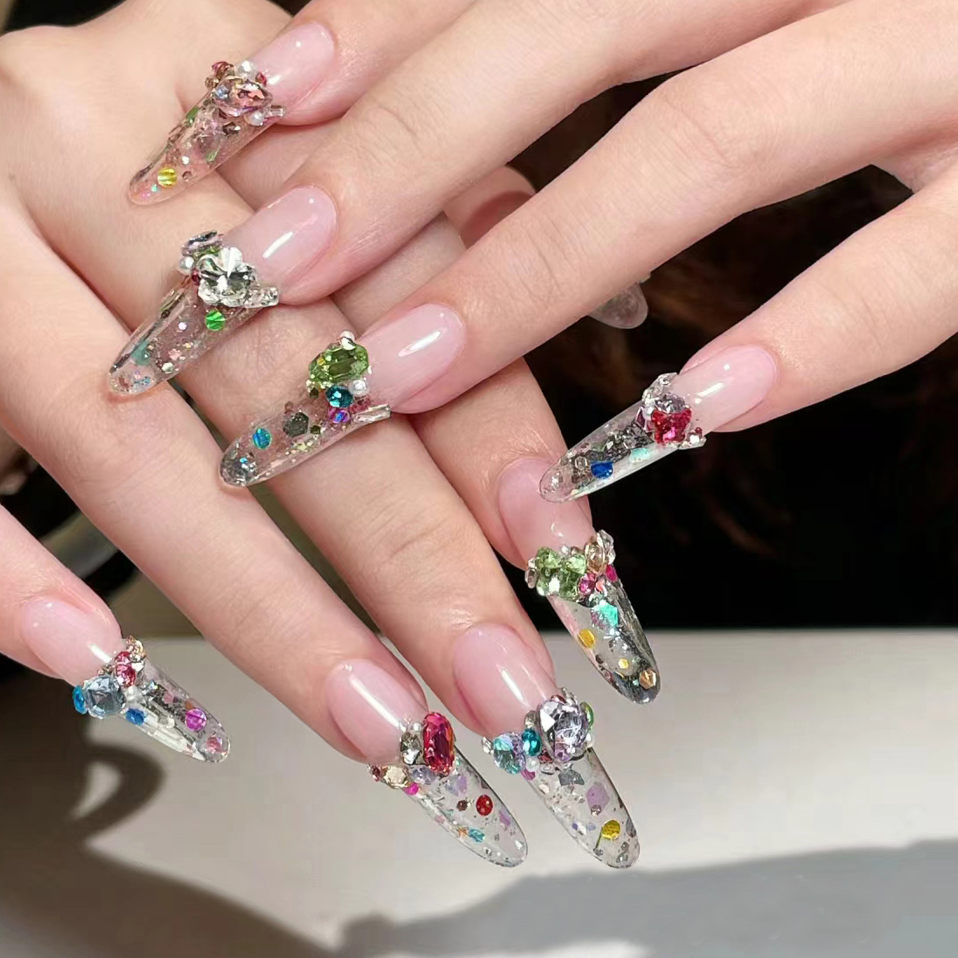 Nail Caramelo Soda Pila de diamantes Red Explosión Bola de diamantes de cristal de color de fondo puntiagudo Pila terminada Pila de diamantes Joyas de diamantes de uñas