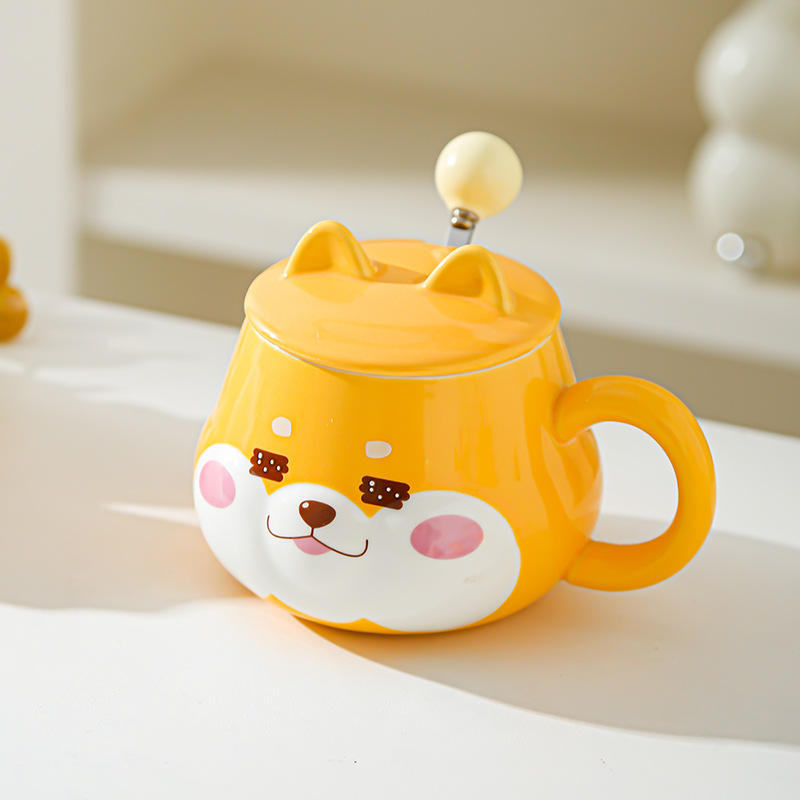 Hermosas tazas de cerámica con tapa de agua creativa de alta calidad para parejas de regalo de cumpleaños tazas de oficina domésticas