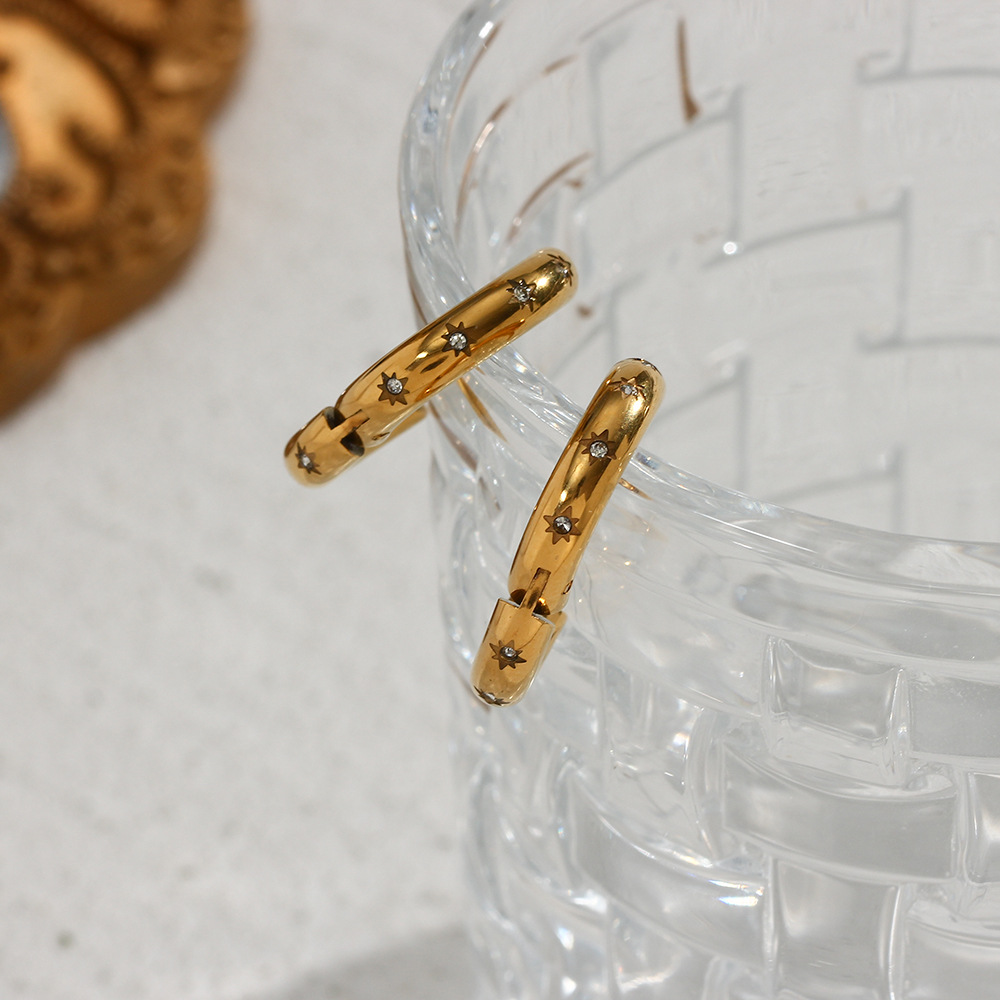 Star Pattern Women'S Gender PVD Coated Real Gold Plated 18K Gold Star 304 Stainless Steel Simple Style Waterproof Non Tarnish Earrings