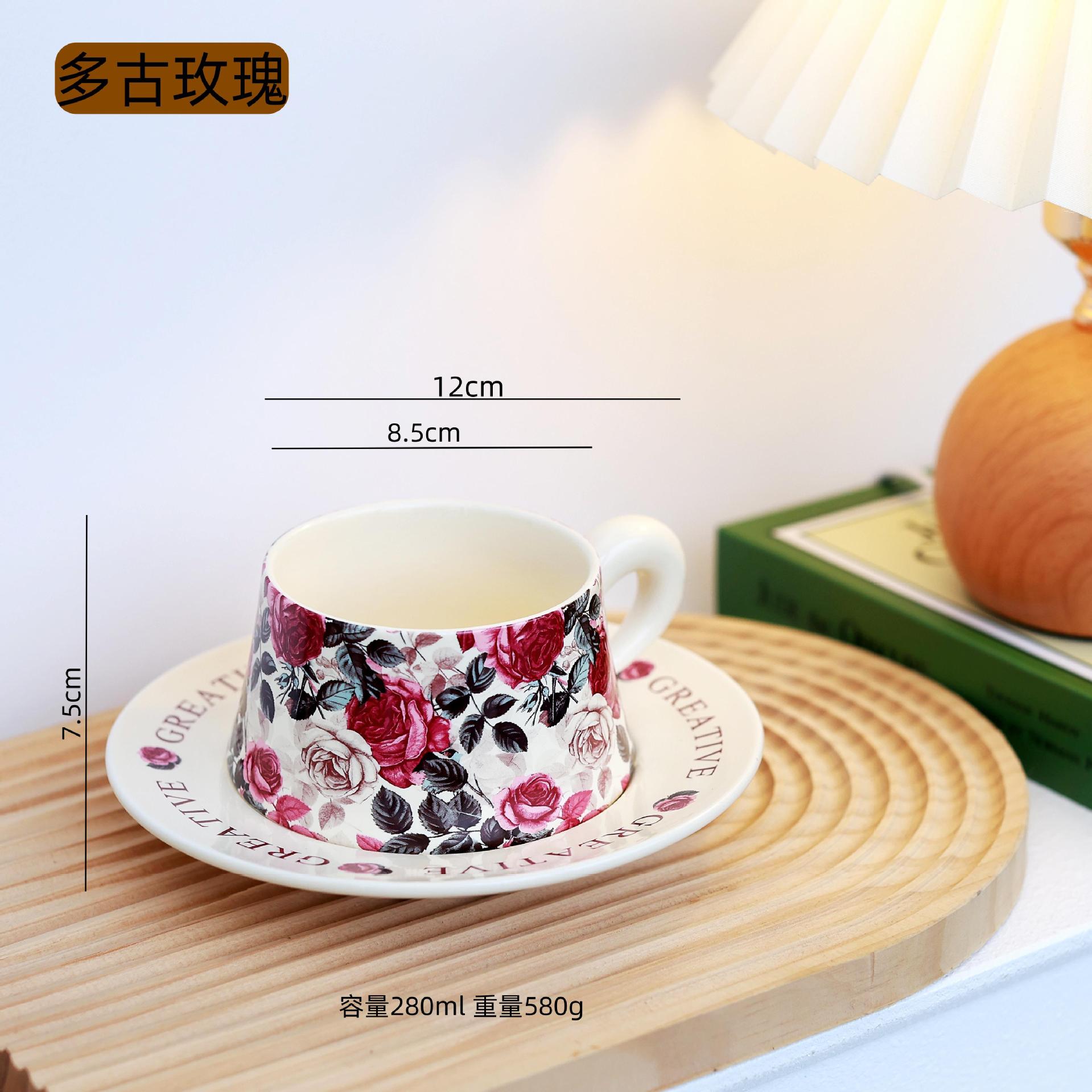 Juego de tazas y platillos de café personalizado Taza de flores pintada a mano de cerámica Taza de alto valor Té de la tarde Taza con leche Plato