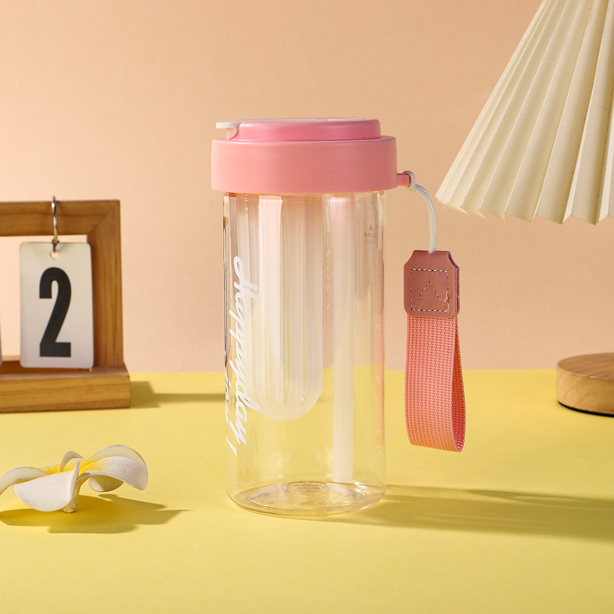 Durable Tritan Plastic Straw Water Bottle For Students And Sports_voghion.com