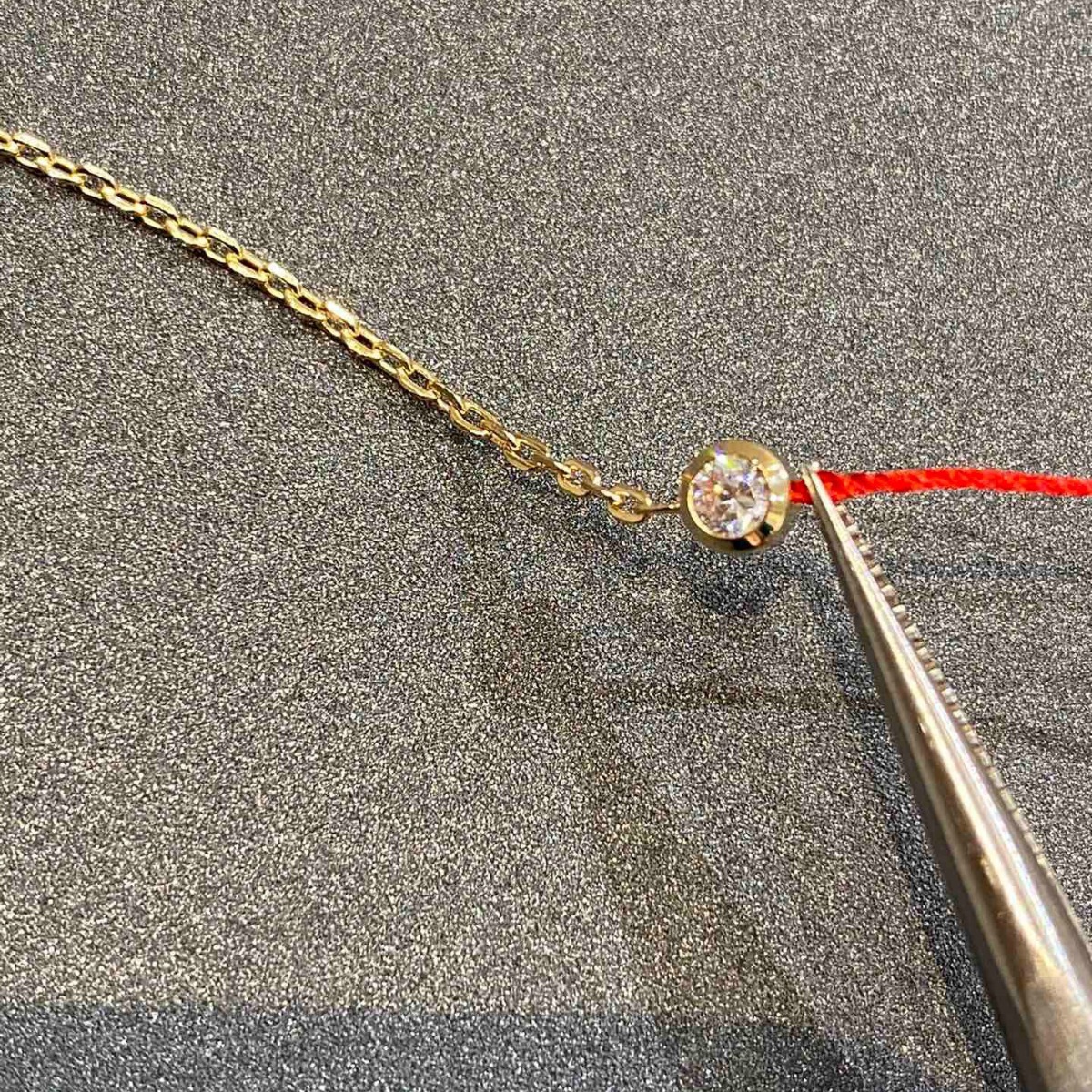 HANDI 法国小红绳高品质珠宝进口5A钻石大牌平替工厂直销V金