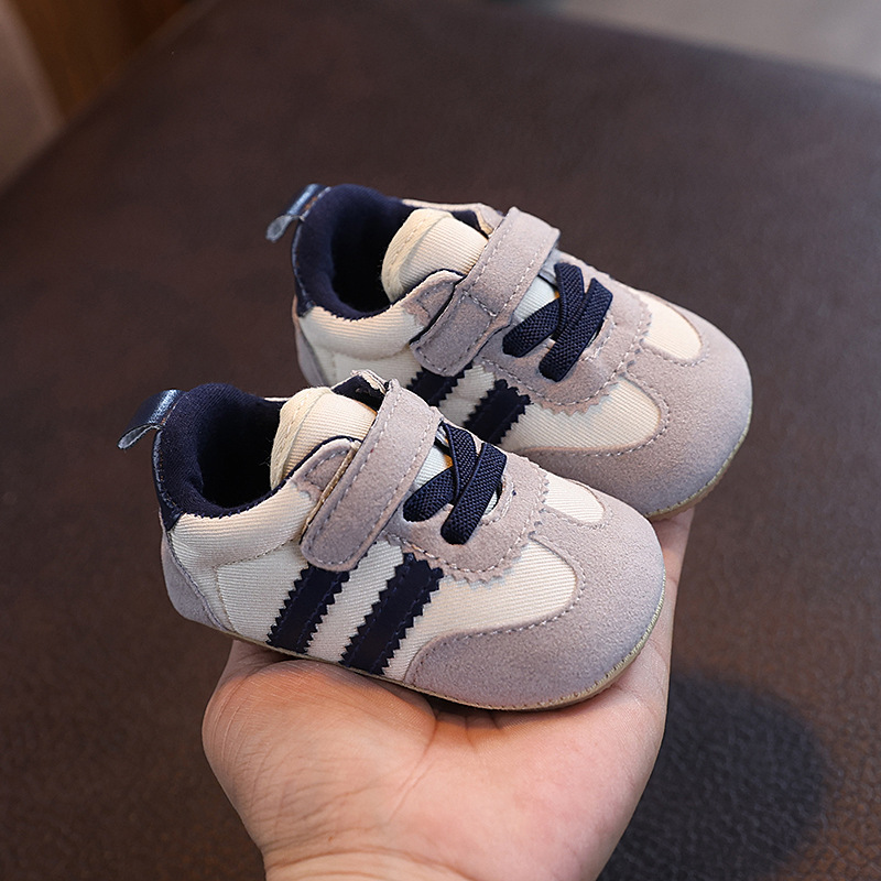 Zapatos para bebés primavera y otoño 3 - 12 meses para bebés varones velcro transpirable 0 a 1 año de suela suave antideslizante zapatos de paso