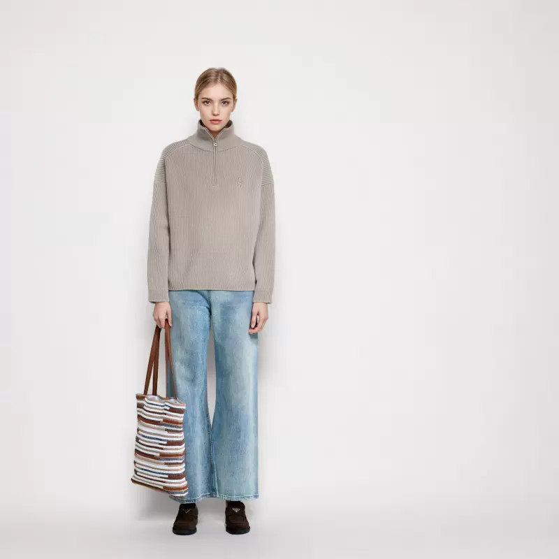 南油高端秋冬新款优雅淑女半高领长袖套头羊毛羊绒刺绣针织毛衣女