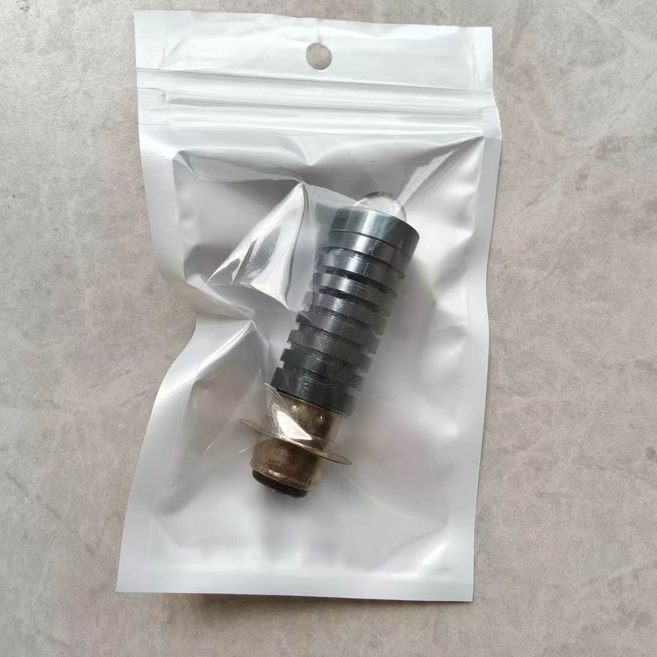 In stock, hot-selling LED motorcycle headlight, fish-eye light, small power P15D H6 dual-color yellow-white electric vehicle front headlight
