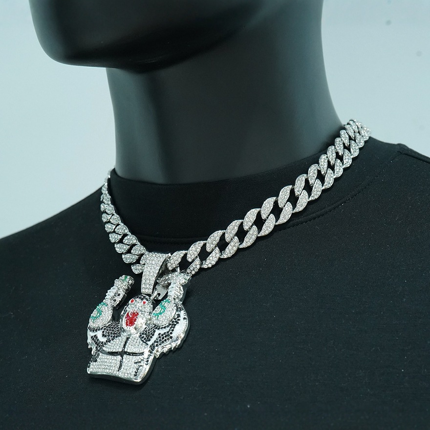 Collar con colgante de gorila 3D con diamantes de imitación para hombre, accesorio de moda europeo y americano, estilo hip-hop y motero.