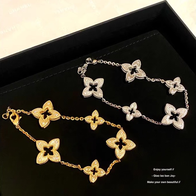 Collana di perle di lusso per donna con chiusura magnetica_voghion.com