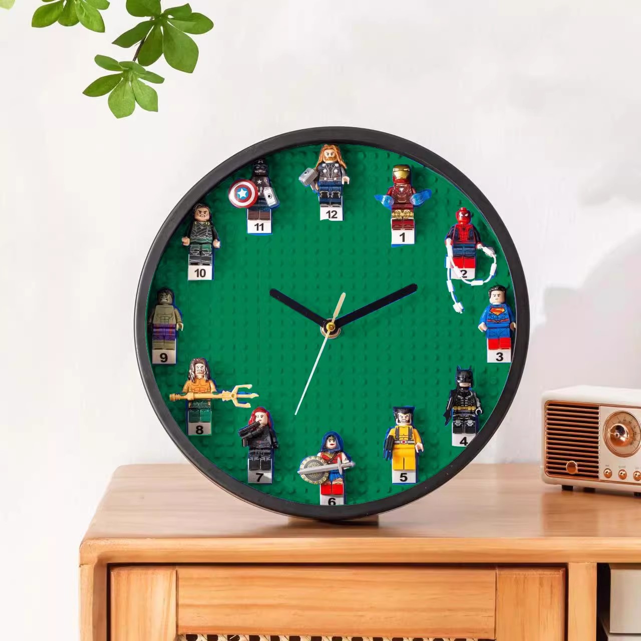 Metal black frame green bottom marvel random minifigure