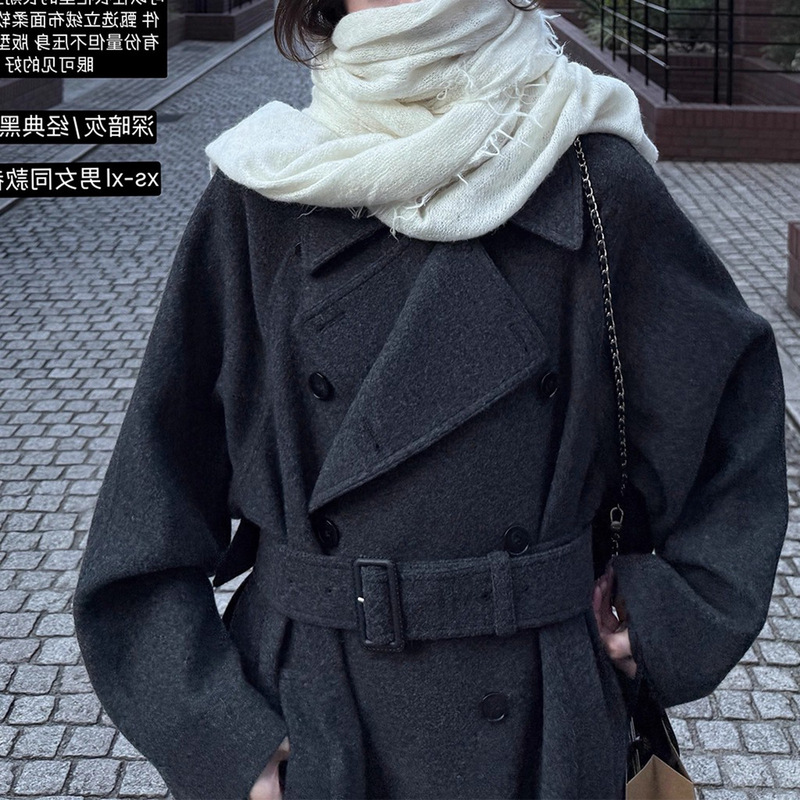 1:1 Replica of the Show Model: Fluffy Coat Made of 100% Wool, A-Line Silhouette, Double-Sided Wool Coat, Classic Black