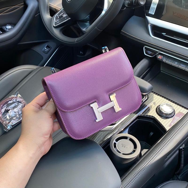 Cộng với kích thước Bright Purple