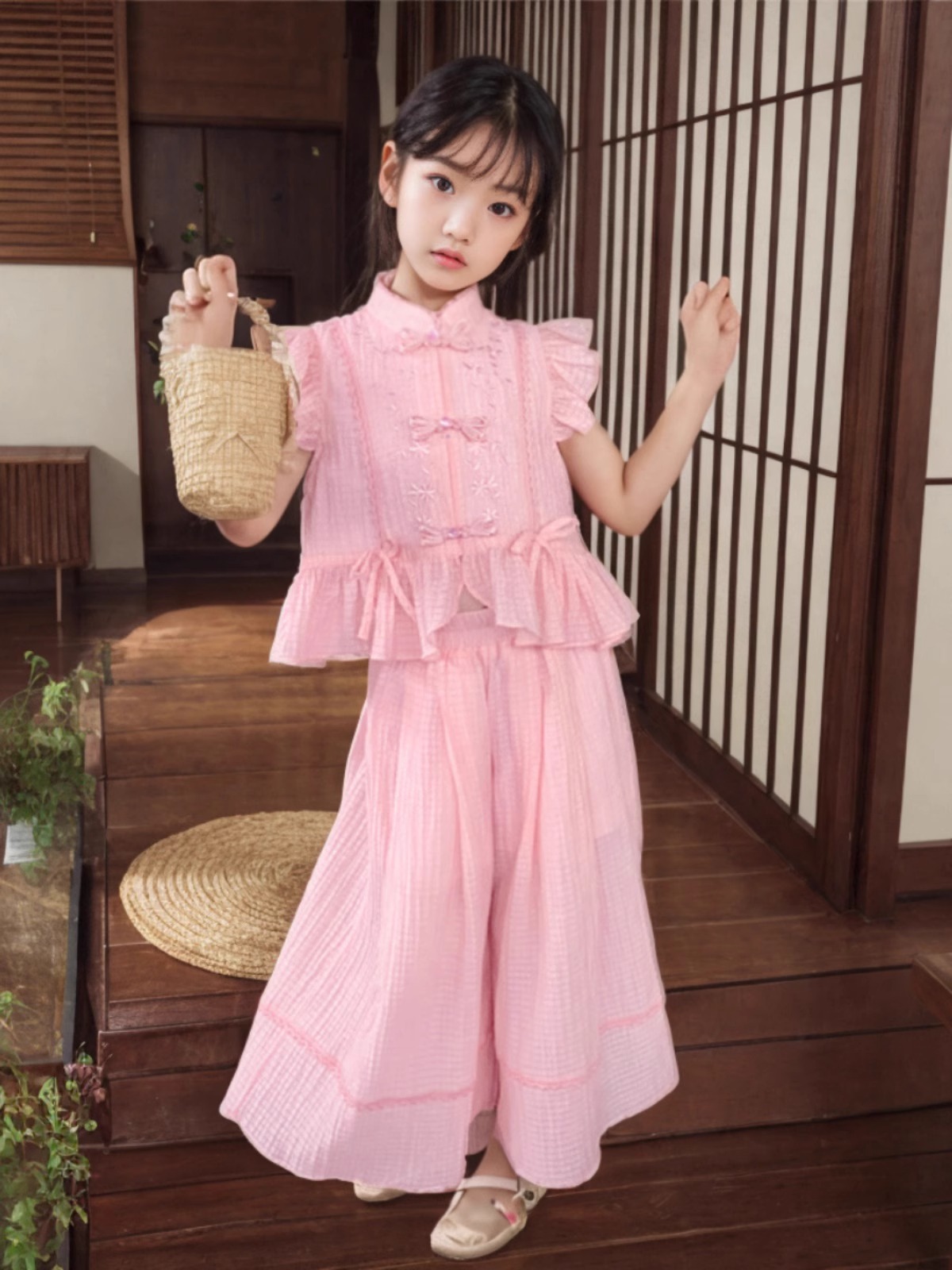 Nuevos trajes chinos para niñas Hanfu 2025 verano nuevo traje Tang de manga corta puede usar trajes de rendimiento de estilo chino todos los días