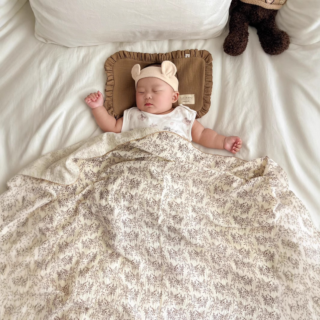 Two-layer gauze wrap towel baby wrap single newborn cotton swaddling quilt wrap delivery room supplies newborn baby bag quilt