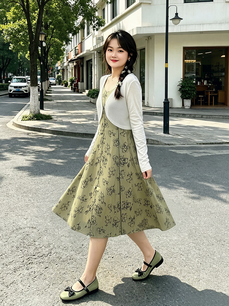 60-150kg Plus-Size Women's Cardigan and Slip Dress Set, New Spring/Autumn 2026 Style for Slightly Chubby and Petite Women 60-150kg Plus-Size Women's Cardigan and Slip Dress Set, New Spring/Autumn 2026 Style for Slightly Chubby and Petite Women