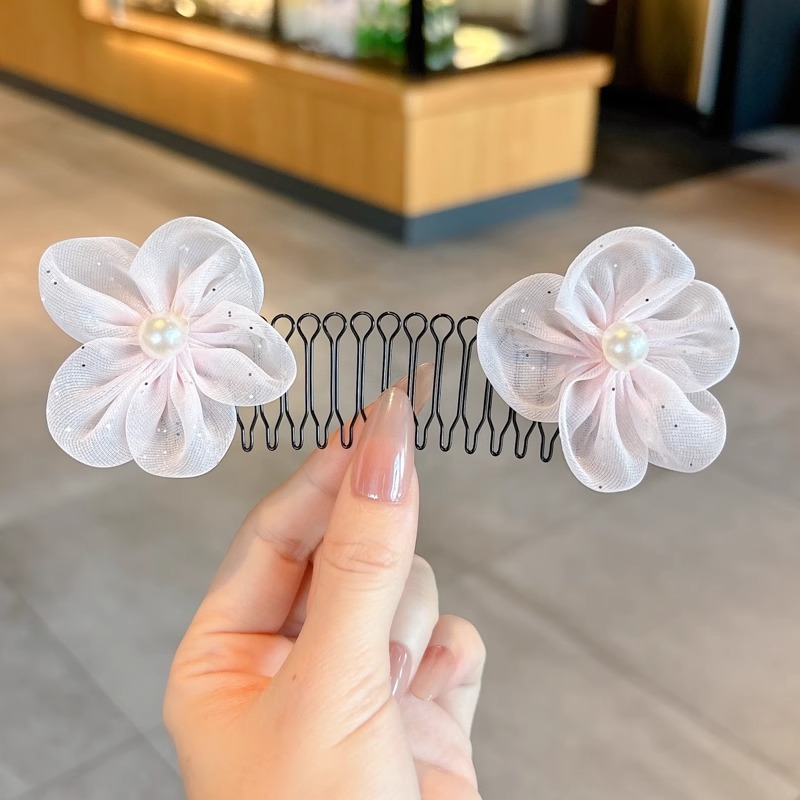 Niñas peinar la frente peinar el cabello peinar la cabeza de las niñas peinar el cabello peinar el cabello peinar el cabello peinar el cabello peinar