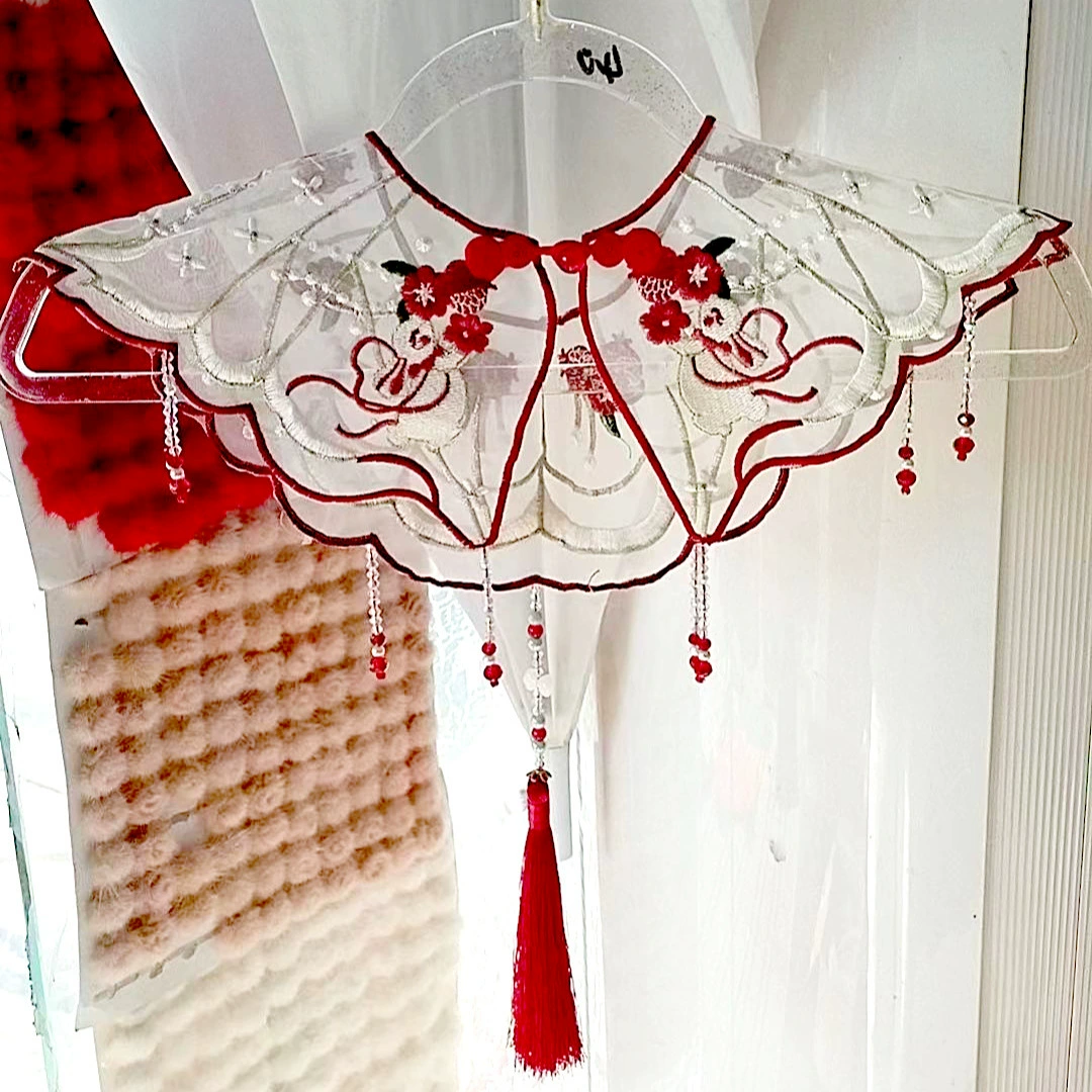 Шаль-накидка «Ханьфу» с эффектом облака, декоративная шаль-юбка «Лошадиная грива», фальшивый воротник для женщин, универсальное элегантное платье с красными бахромами, жилет, новинка 2025 года.