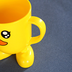 Yellow Duck Toothbrush Cup for Infants and Toddlers - Plastic Water Cup for Babies - Food-Grade PP Material - Wholesale Baby Water Cup